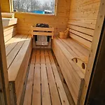 Letniskowy - Czerwony Caloroczny