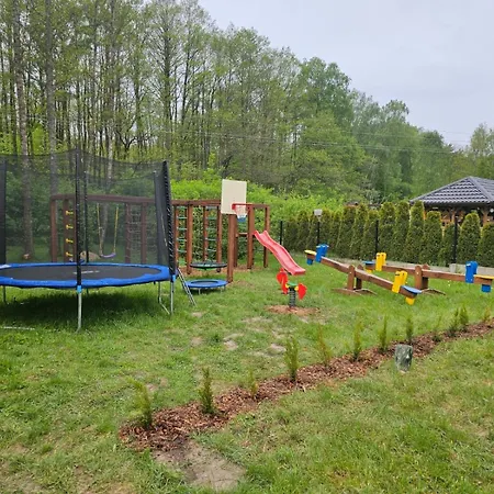 Letniskowy - Czerwony Caloroczny Tatil Evi *