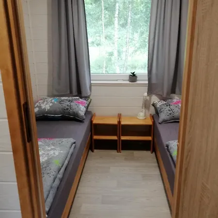 Letniskowy - Czerwony Caloroczny Tatil Evi Stegers