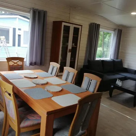 Tatil Evi Letniskowy - Czerwony Caloroczny *