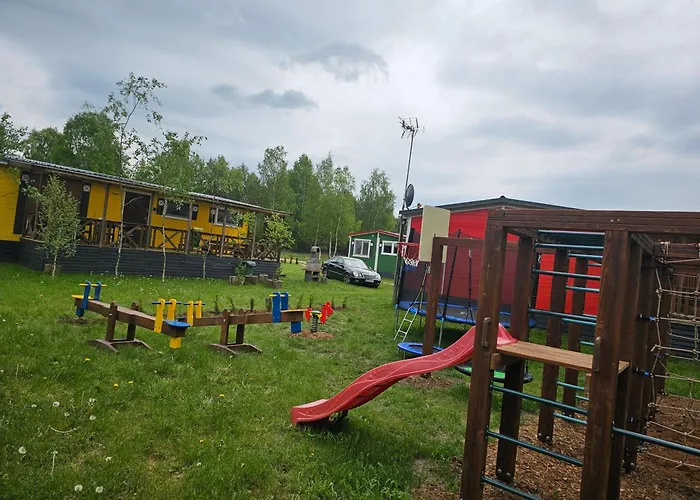 Dom wakacyjny Letniskowy - Czerwony Całoroczny *