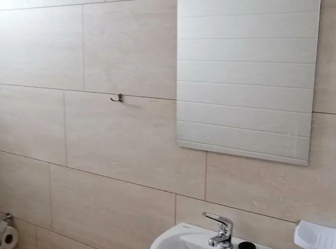 Letniskowy - Czerwony Całoroczny *