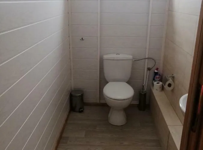 Letniskowy - Czerwony Całoroczny