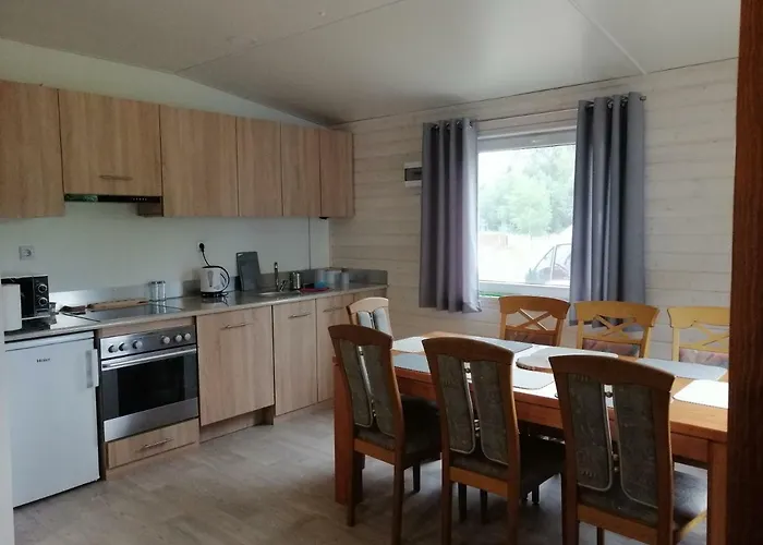 Letniskowy - Czerwony Całoroczny Rzeczenica