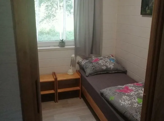 Dom wakacyjny Letniskowy - Czerwony Całoroczny