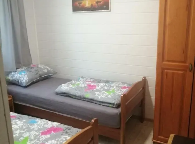 Letniskowy - Czerwony Całoroczny *