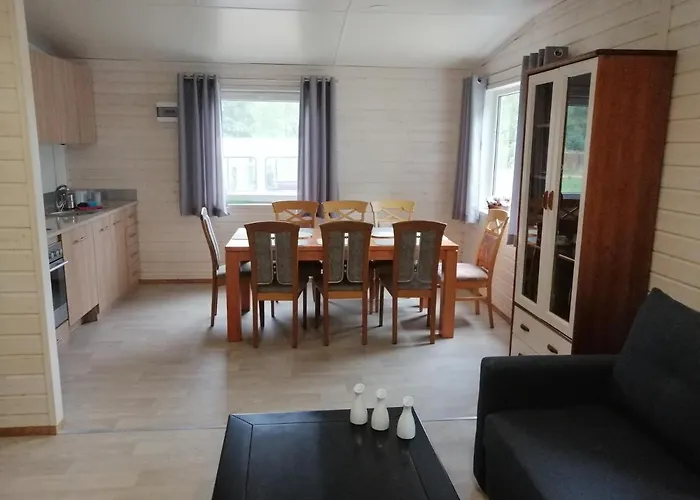 Letniskowy - Czerwony Całoroczny Rzeczenica